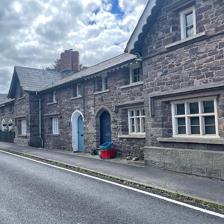 Yew Tree Cottage, 3 Bedroom, 4 Church Row Defynnog Devynock Екстериор снимка