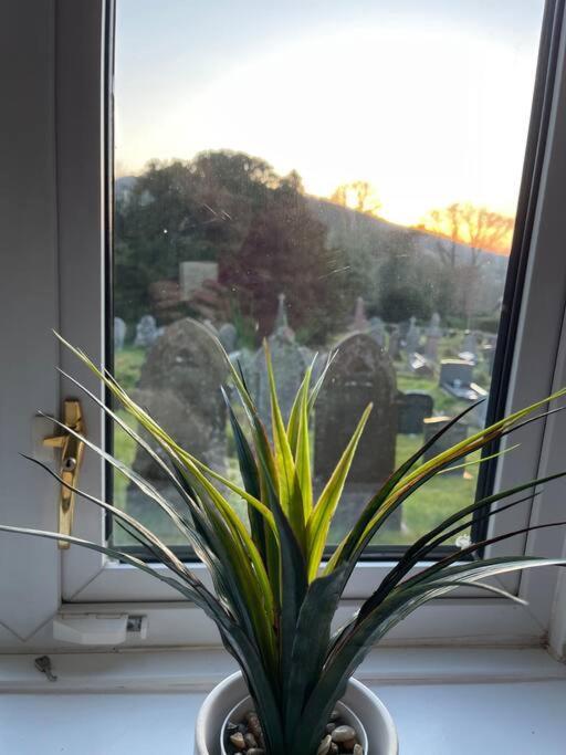 Yew Tree Cottage, 3 Bedroom, 4 Church Row Defynnog Devynock Екстериор снимка